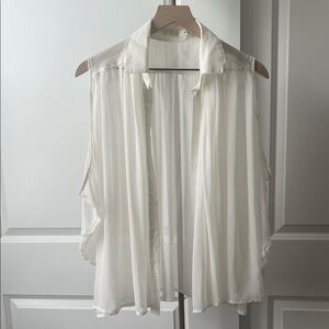 Millau Elegant cream button down blouse
